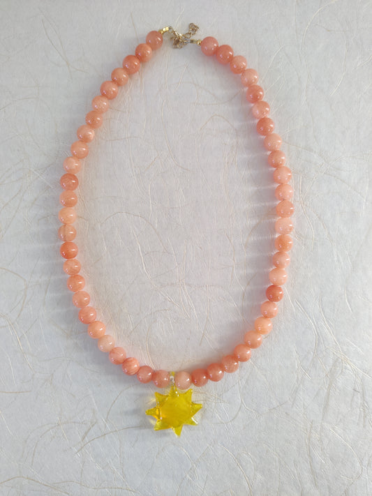 The Raes Necklace - Coral